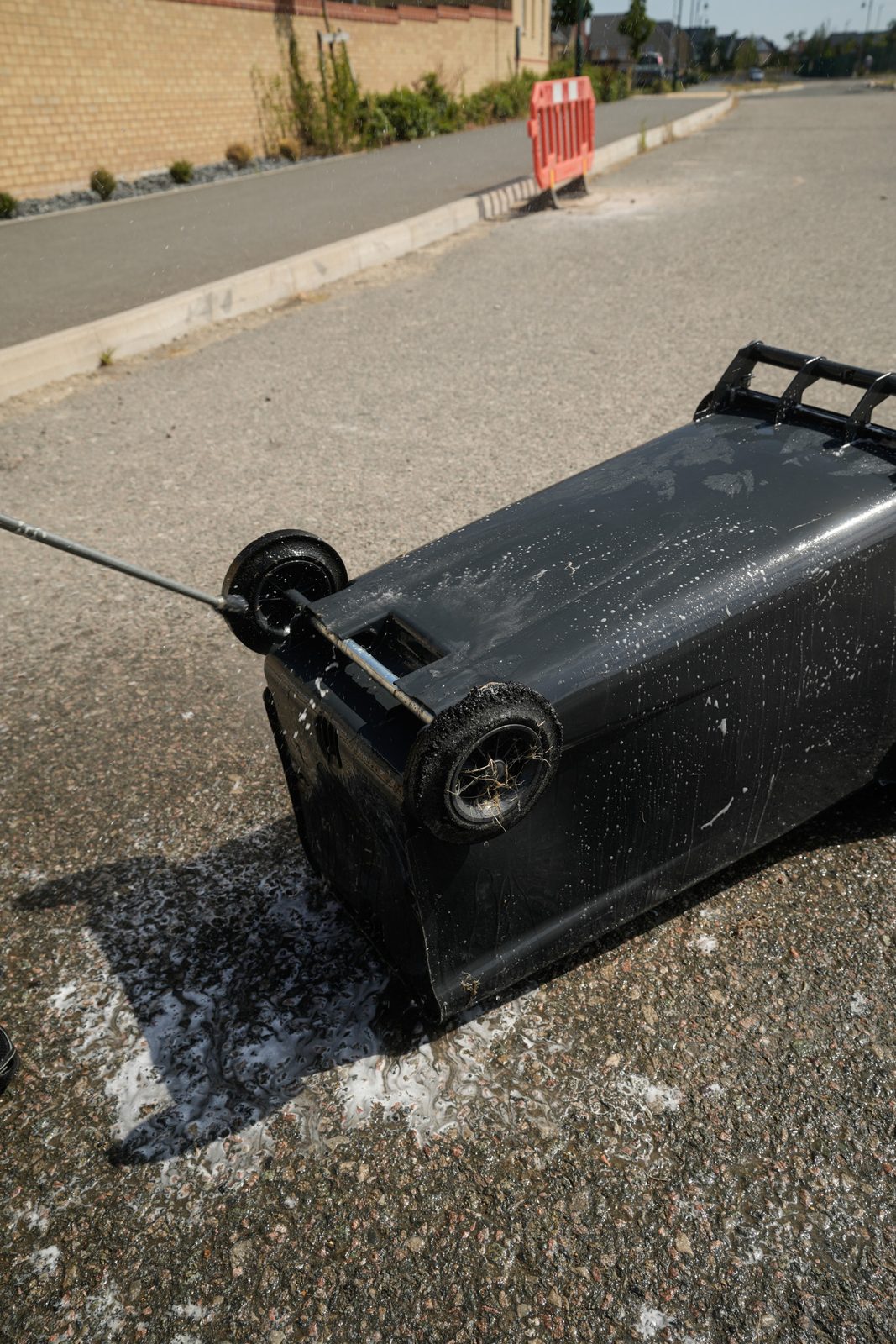 Wash A Bin operator on the round